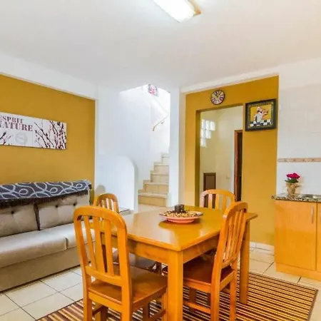 Διαμέρισμα ★traditional House★heart Of Oldtown★ Amazing Views Αλμπουφέιρα